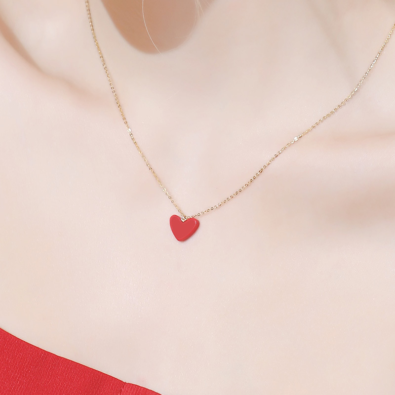 18K Gold Necklace Heart Pendant Au750 Japanese Small Red Heart Pendant Light Luxury Birthday Qixi Gift for Girlfriend — Colour 1